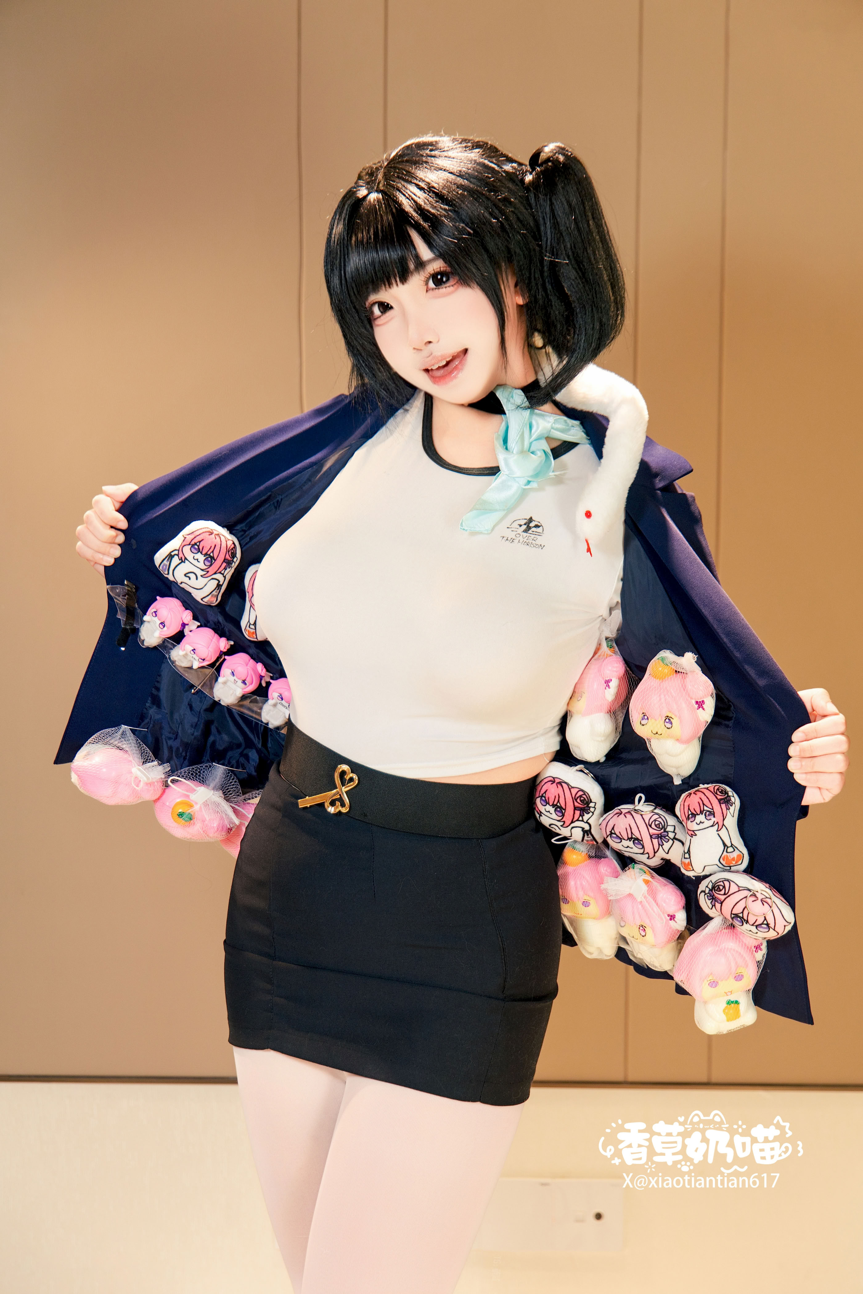 Mèo Sữa Vani - Nữ thần chiến thắng: Nikki Sola