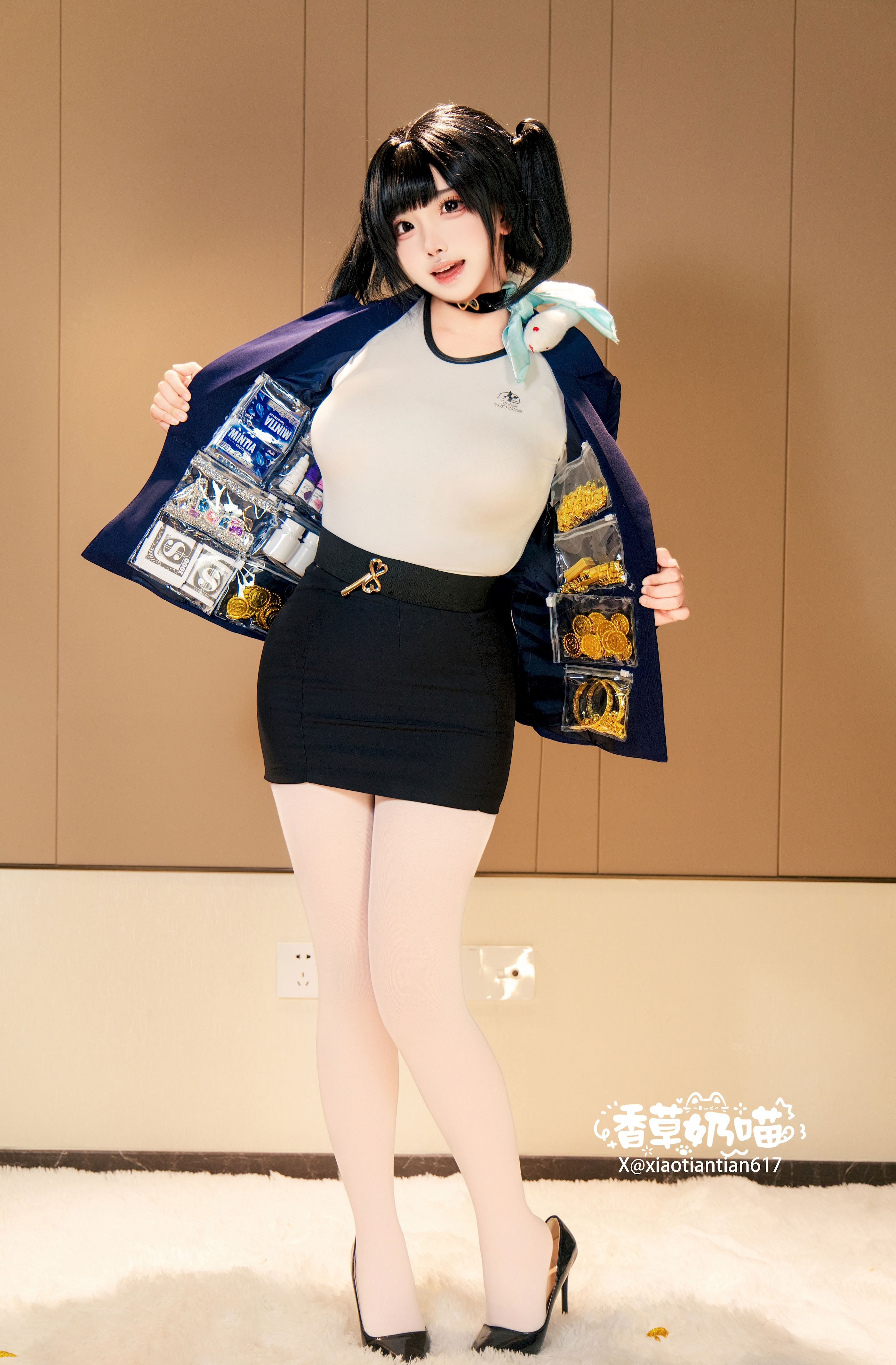 Mèo Sữa Vani - Nữ thần chiến thắng: Nikki Sola