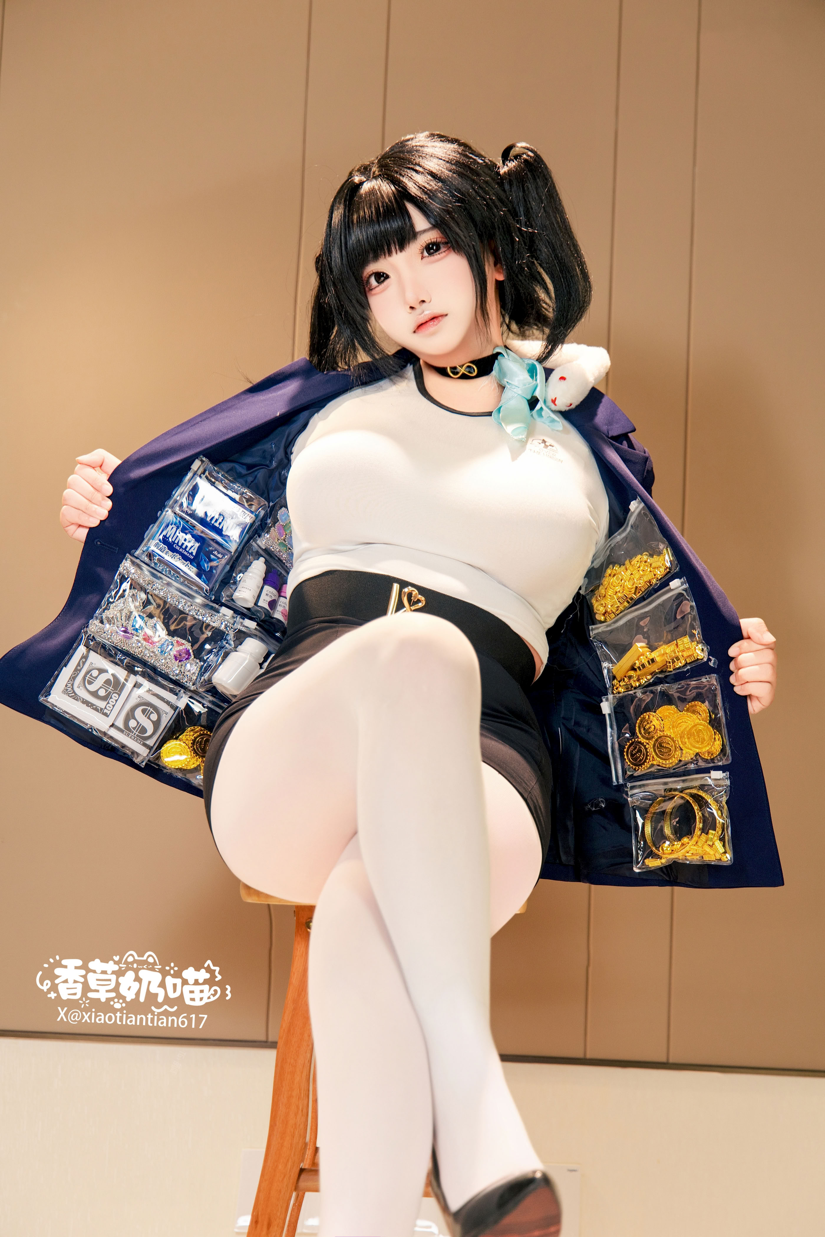 Mèo Sữa Vani - Nữ thần chiến thắng: Nikki Sola