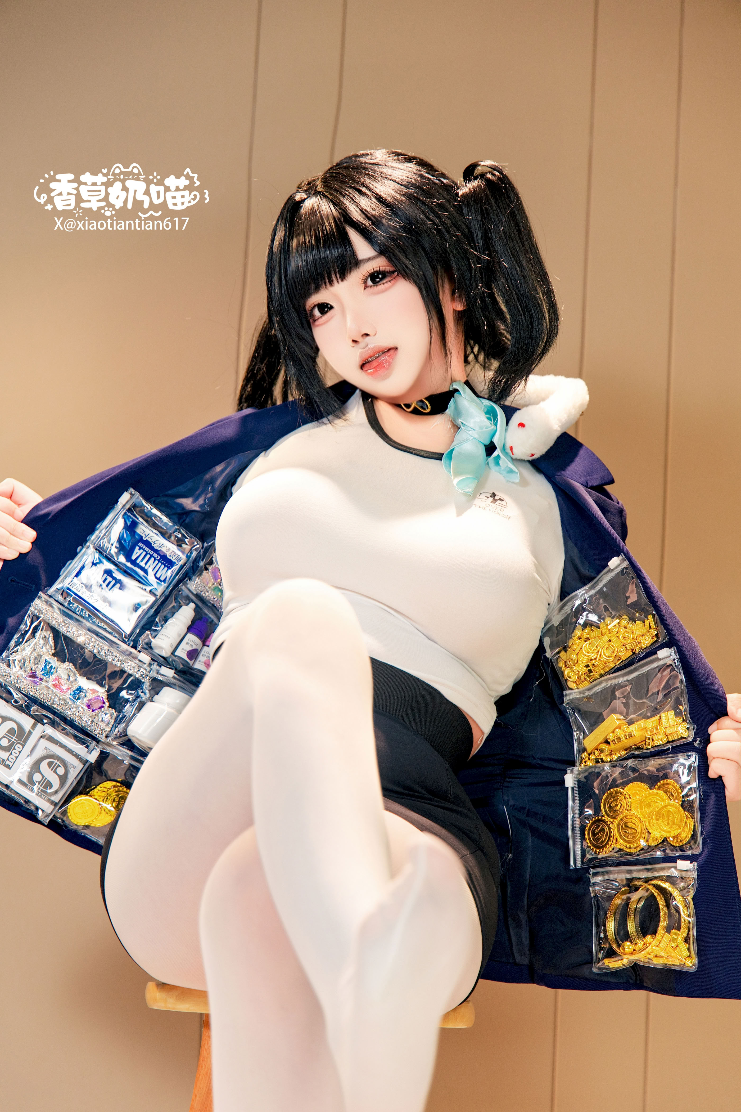 Mèo Sữa Vani - Nữ thần chiến thắng: Nikki Sola