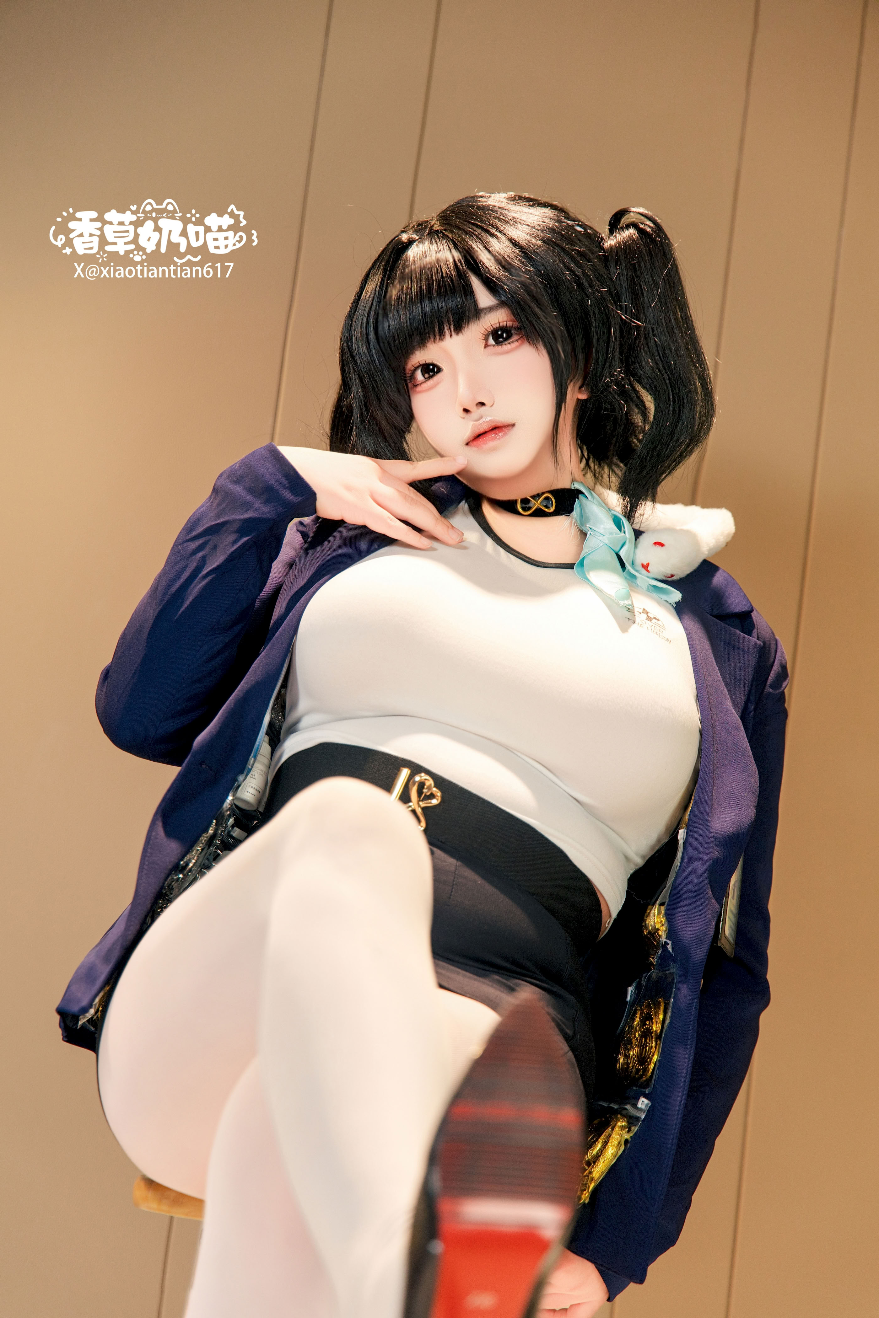 Mèo Sữa Vani - Nữ thần chiến thắng: Nikki Sola