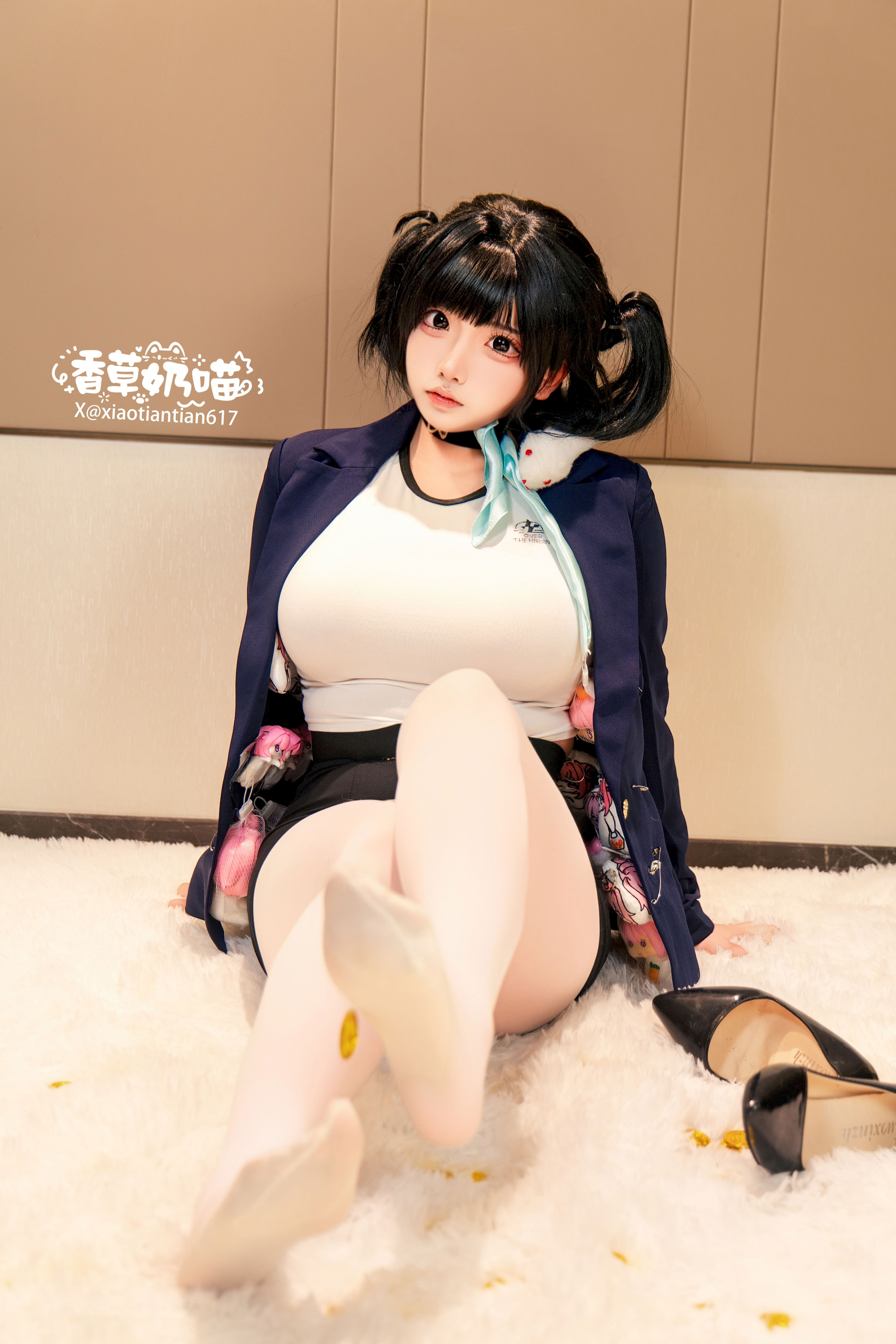 Mèo Sữa Vani - Nữ thần chiến thắng: Nikki Sola