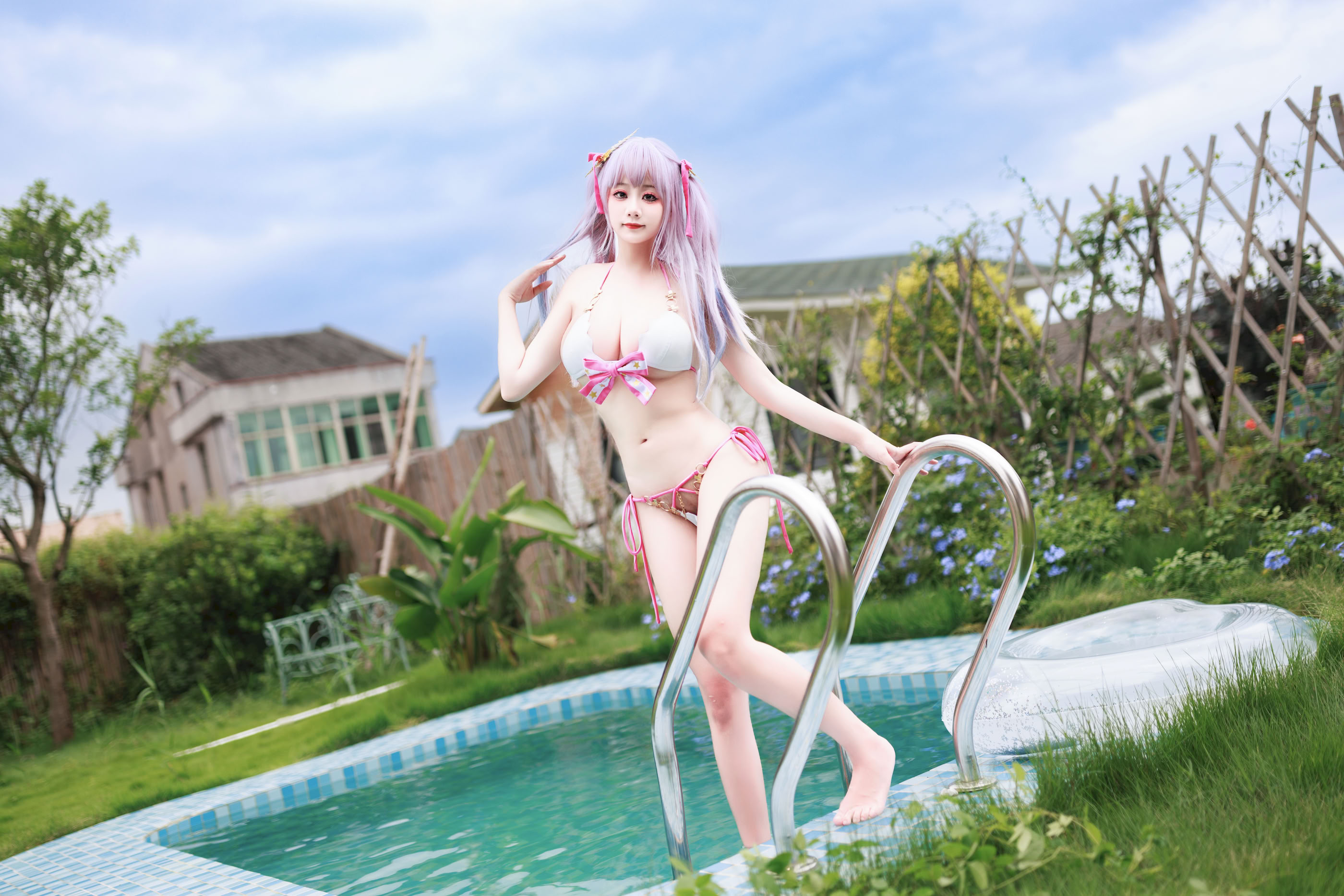 A Xuexue - Đồ bơi Plymouth