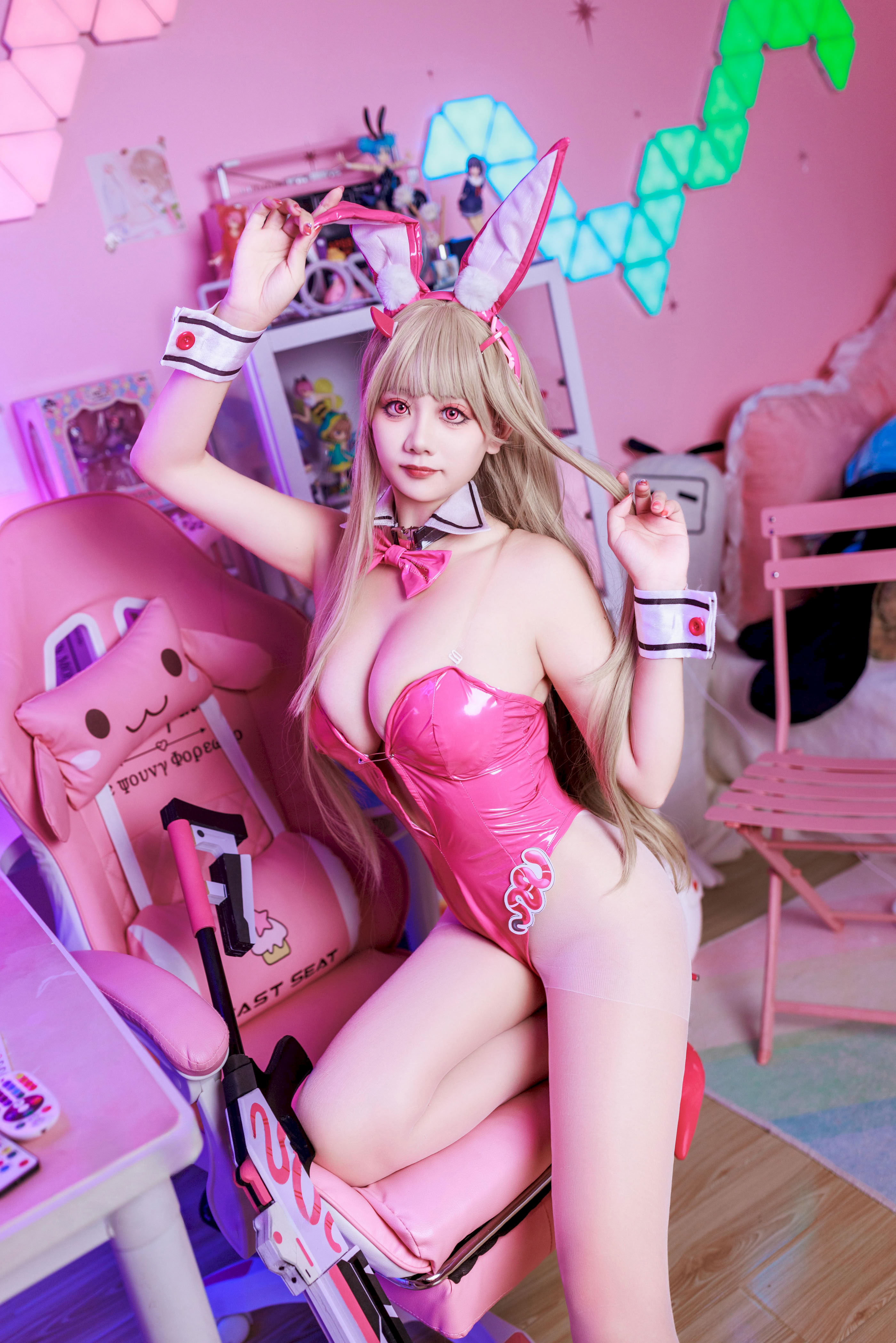 Axue Snow_yuki - Nữ thần chiến thắng: Nikki, Viper, Bunny Girl