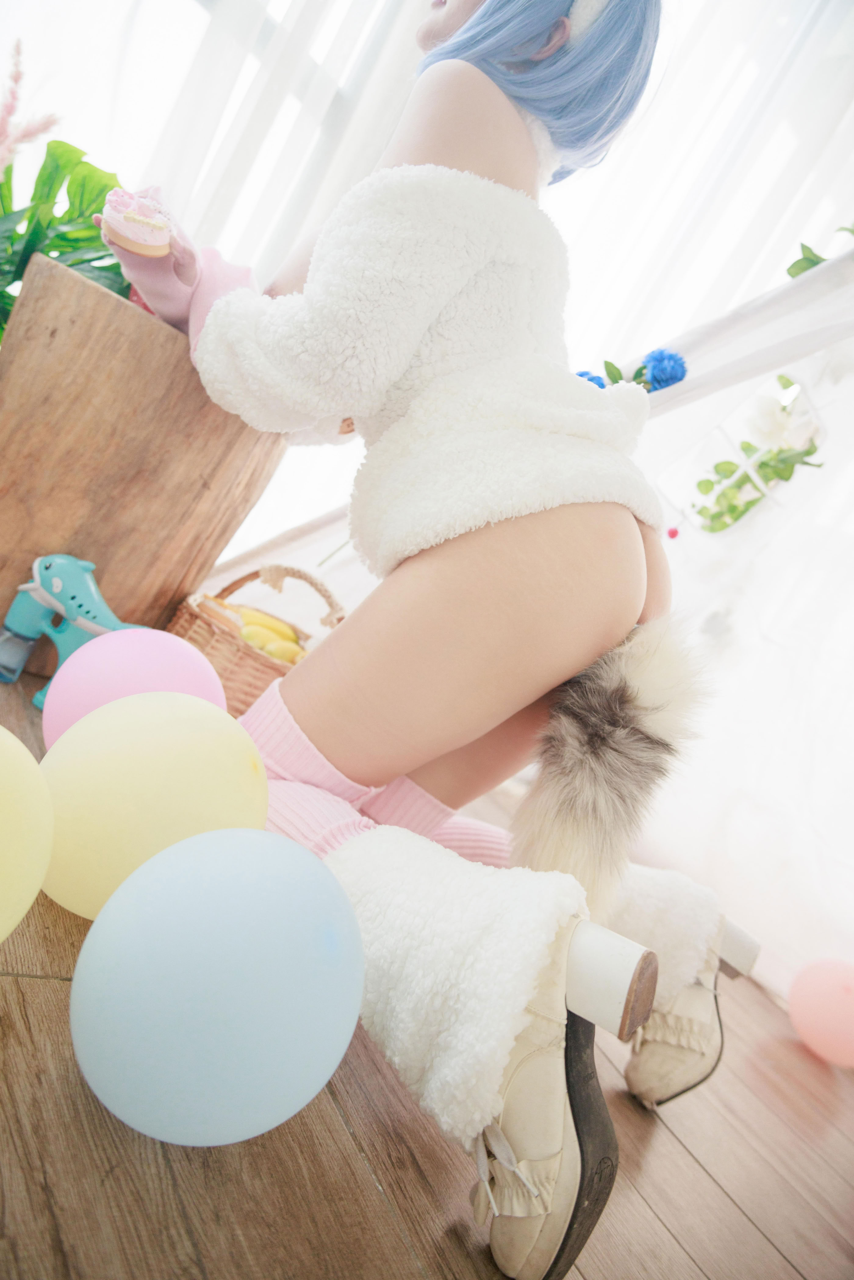 Axue Snow_yuki - Cuộc sống ở thế giới khác với Zero Rem Lamb