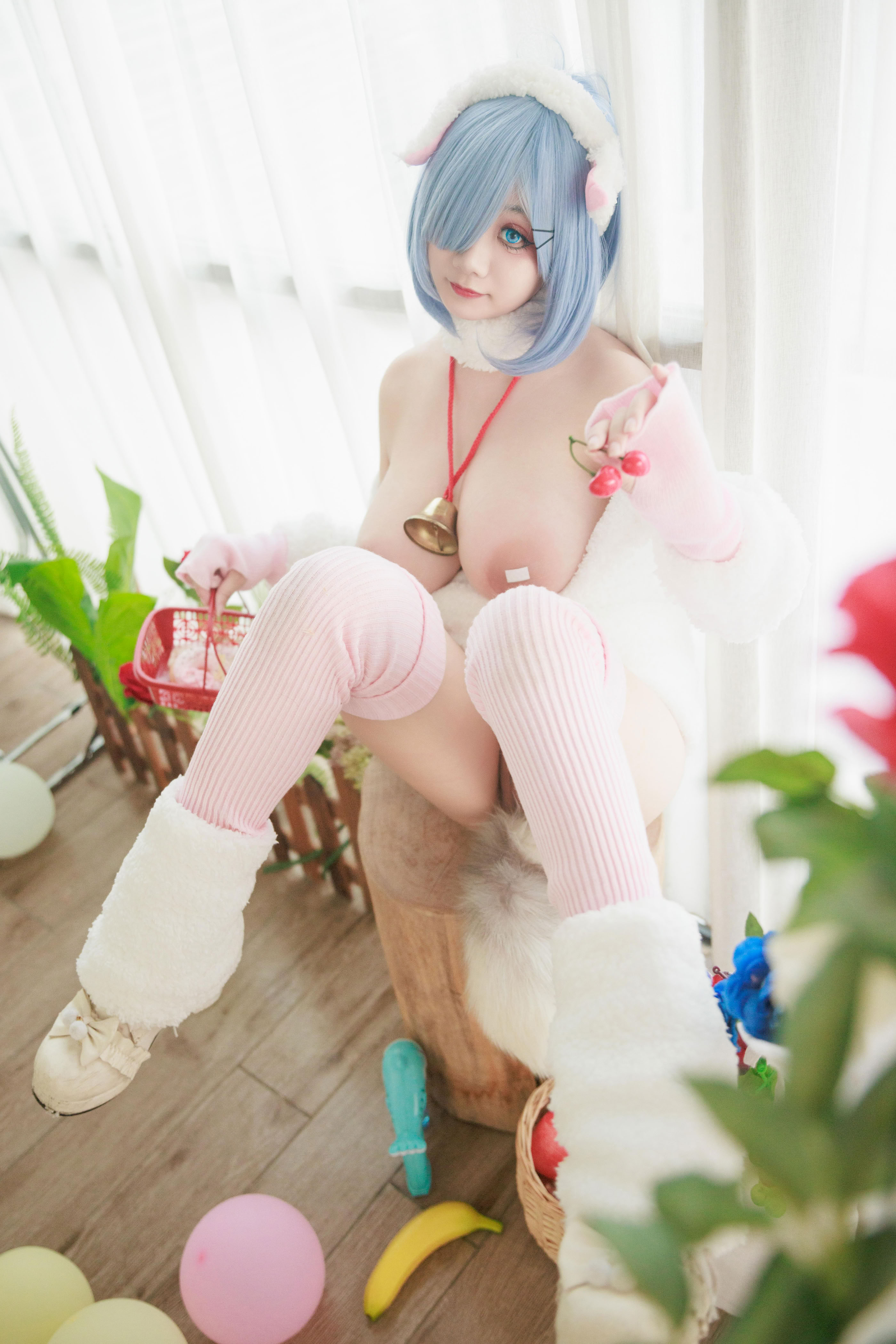 Axue Snow_yuki - Cuộc sống ở thế giới khác với Zero Rem Lamb