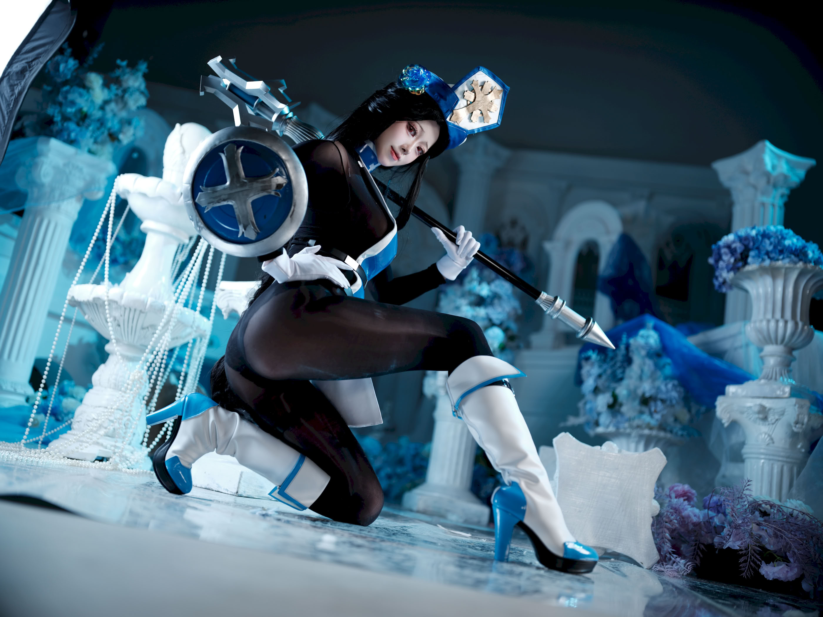 Bà Maeno - Nữ thần chiến thắng: Nikki Maiden Ice Rose