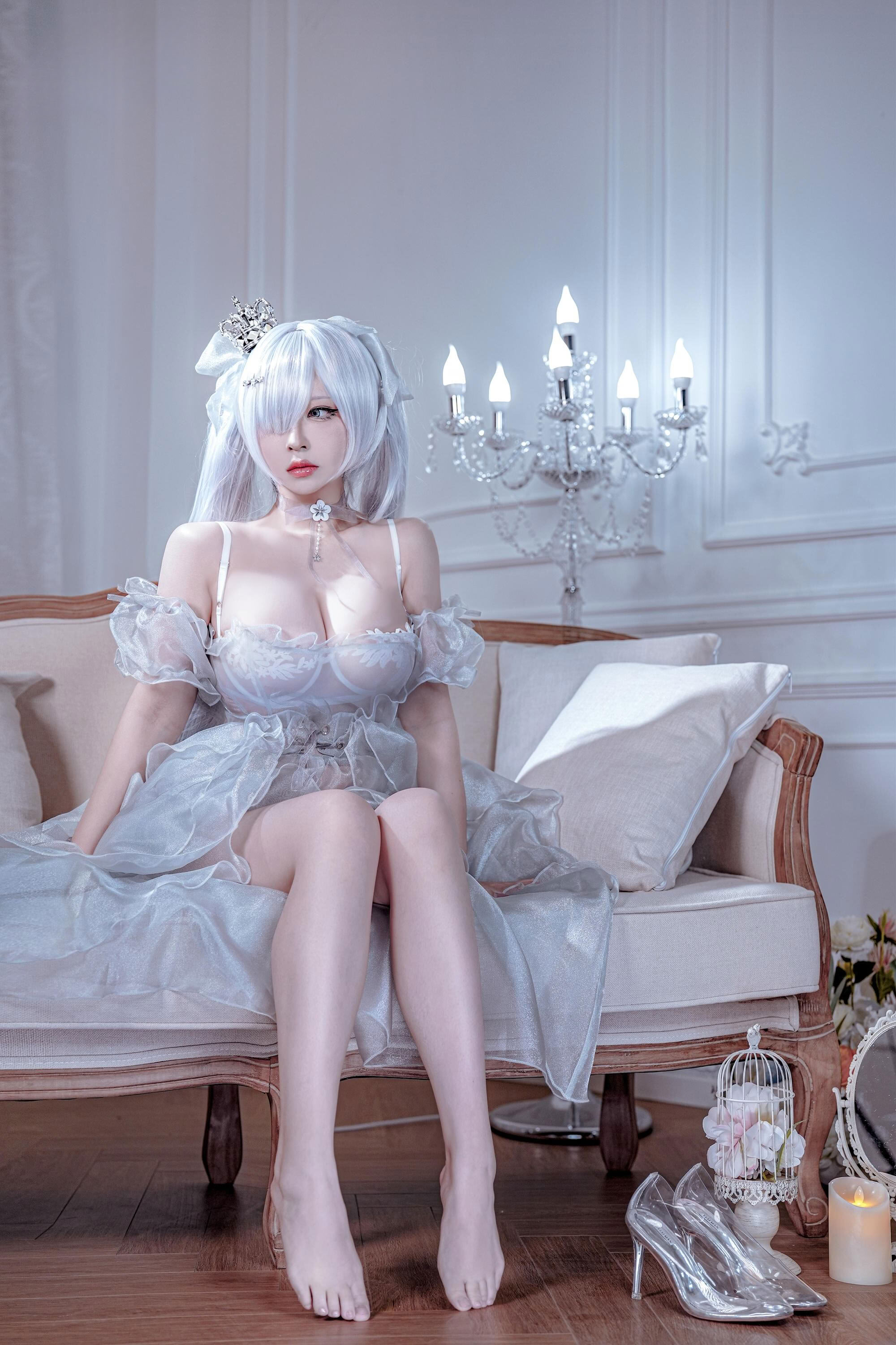 Con Một Nửa - Nữ Thần Chiến Thắng: Nikki Lọ Lem