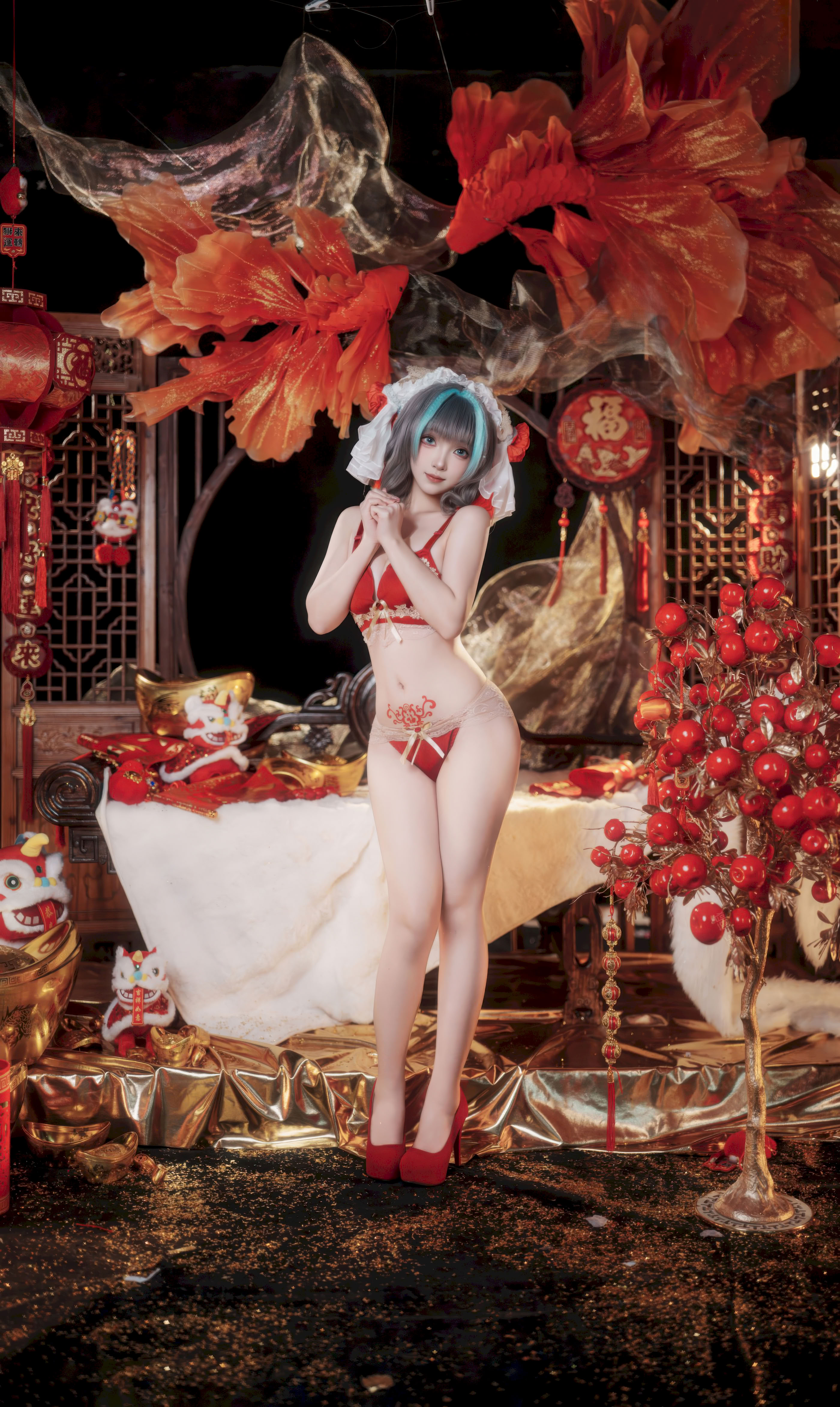 Bangni Bangni - Năm Mới Cheshire