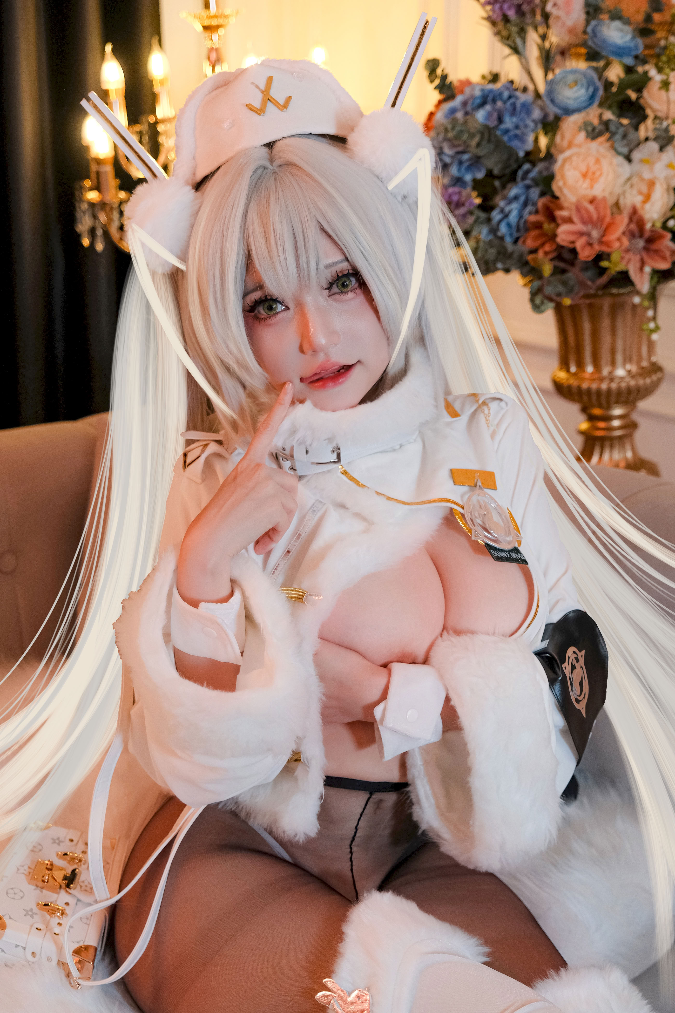 Godzilla Khoai Tây - Blanc