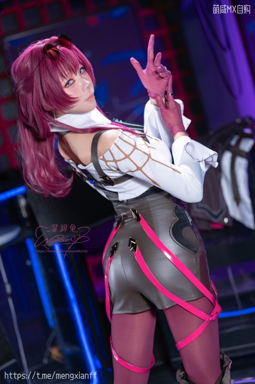 Thỏ ẩm Yiko cắn một miếng tác phẩm của Bunny Girl May "Honkai Impact: Star Dome Railway - Kafka"