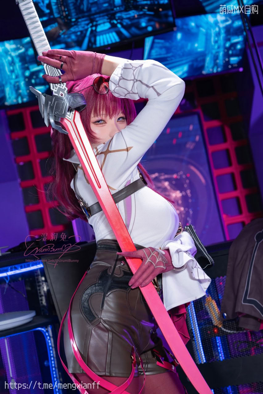 Thỏ ẩm Yiko cắn một miếng tác phẩm của Bunny Girl May "Honkai Impact: Star Dome Railway - Kafka"