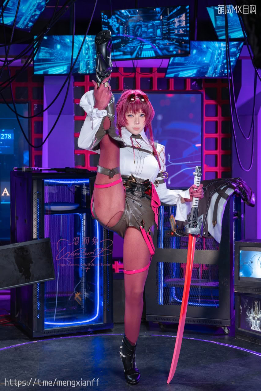 Thỏ ẩm Yiko cắn một miếng tác phẩm của Bunny Girl May "Honkai Impact: Star Dome Railway - Kafka"