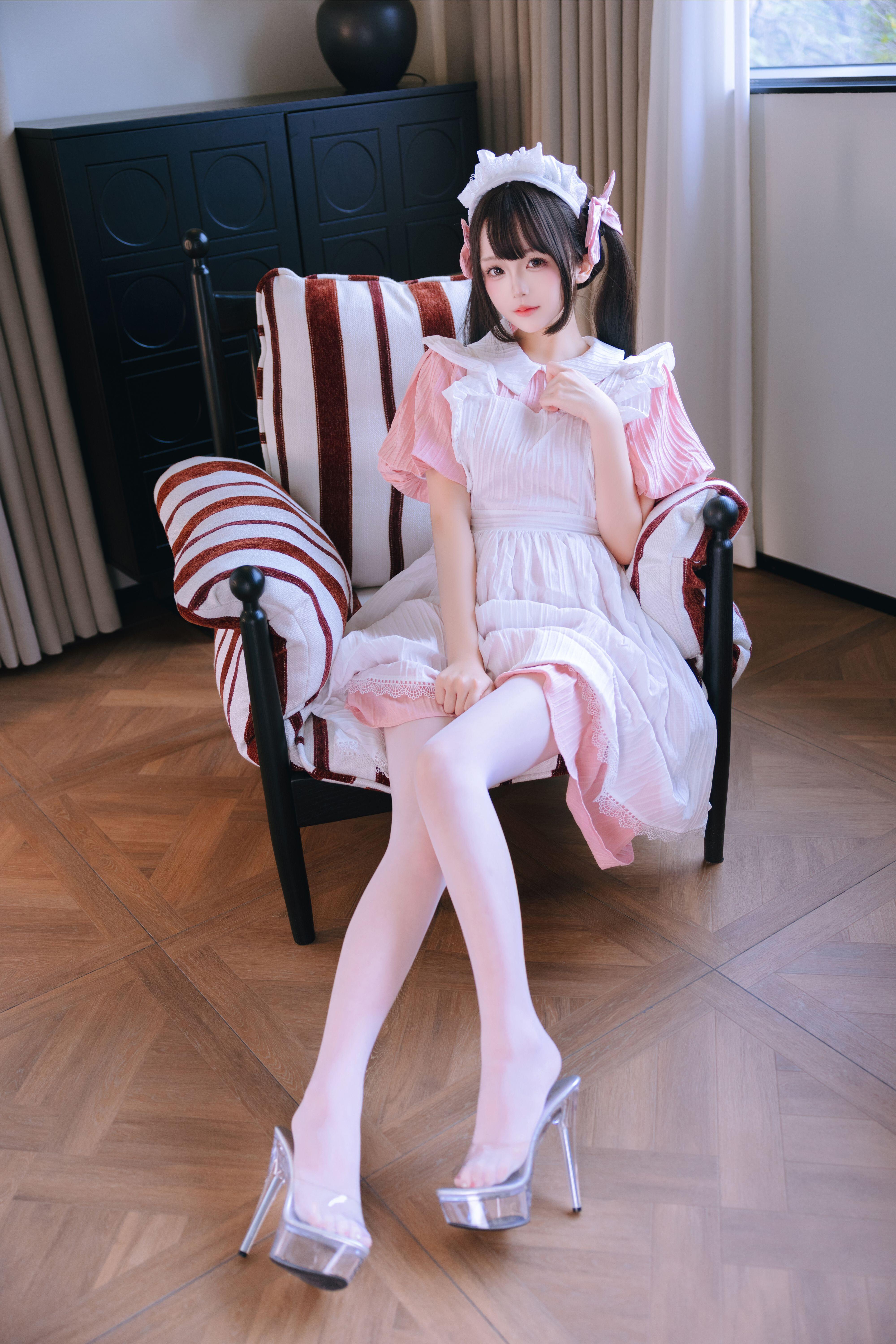 [Hinako] - "#231: Hầu gái tập sự"