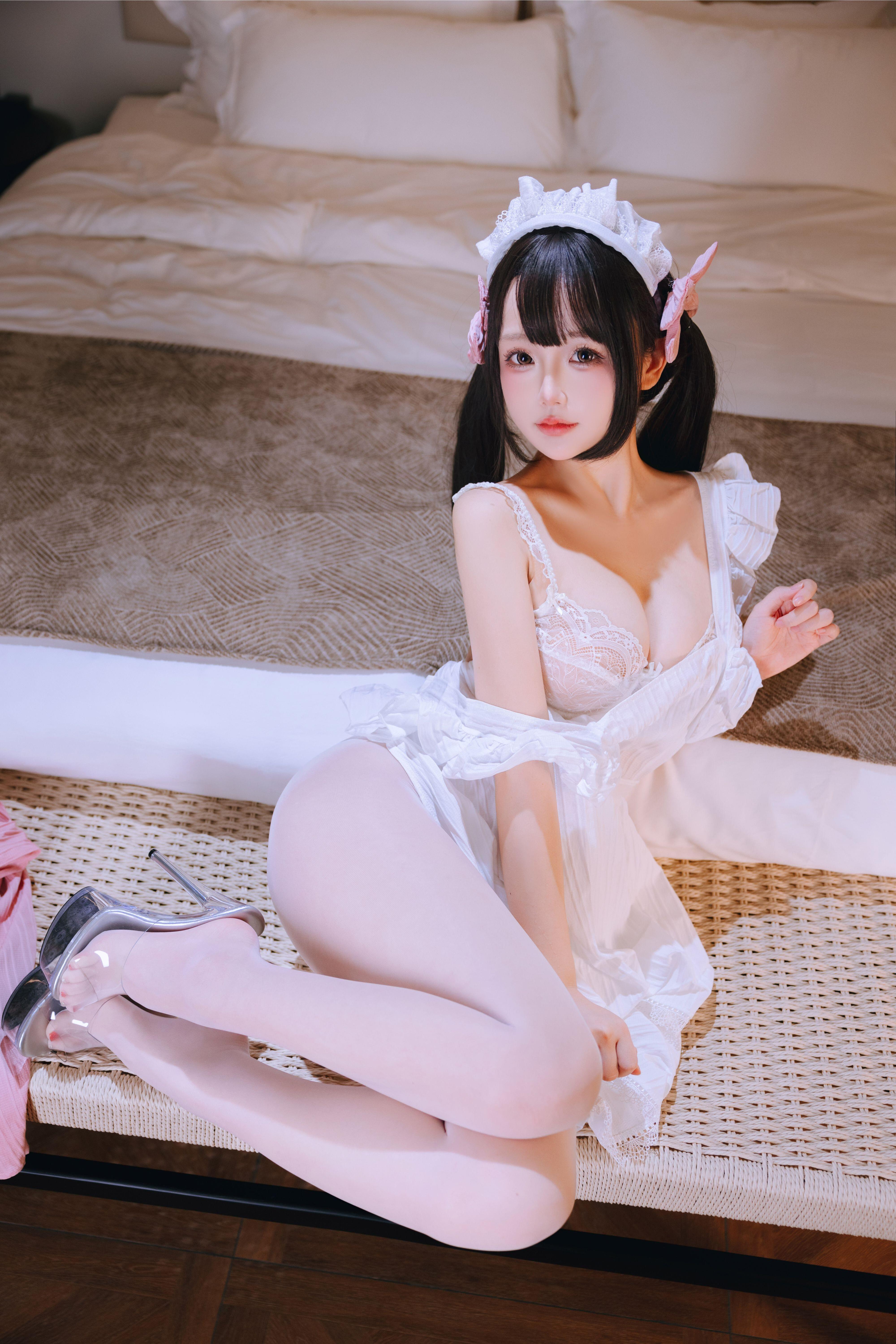 [Hinako] - "#231: Hầu gái tập sự"