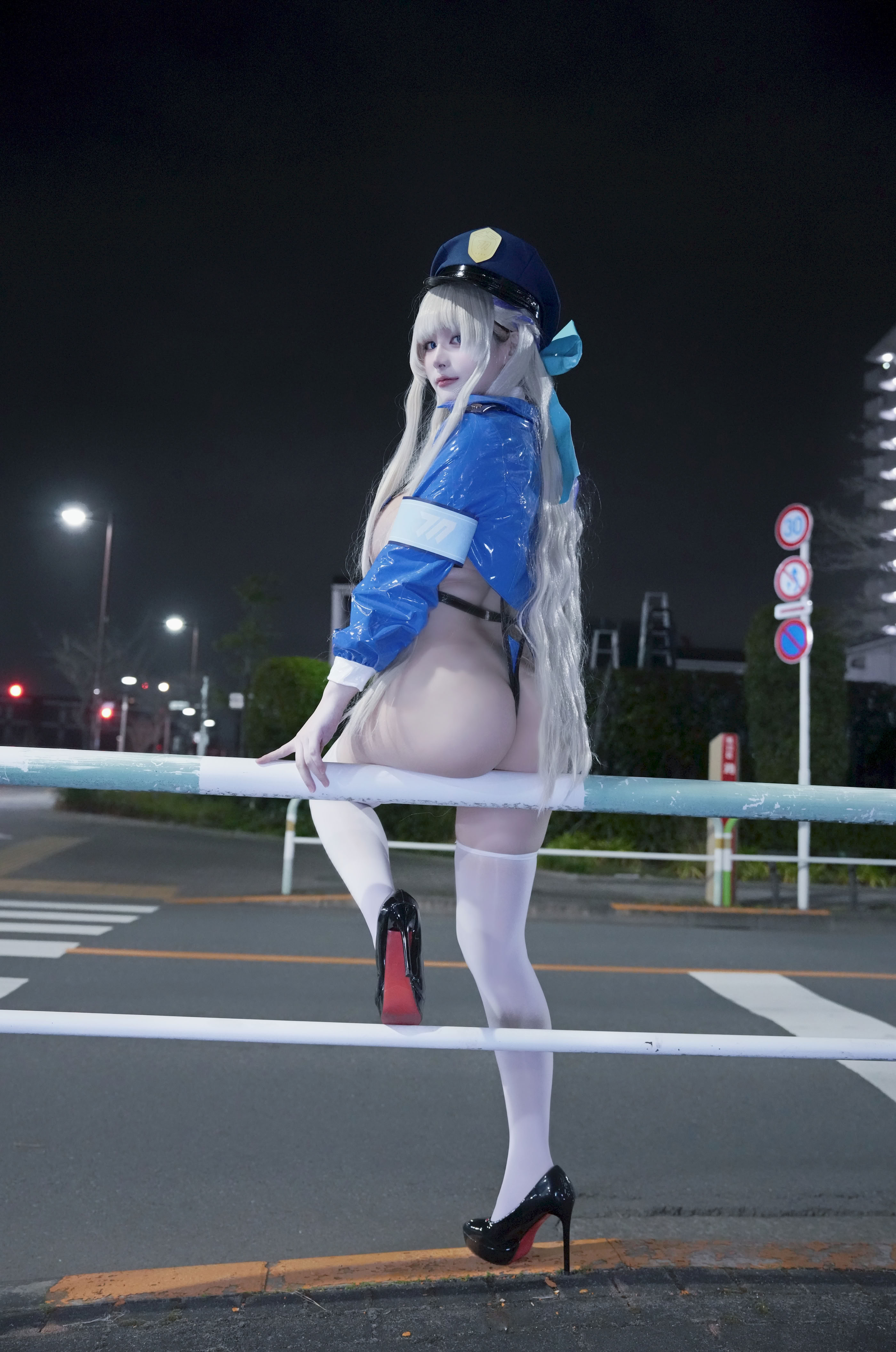 Young Ai Youmeko - Tập tin Azure Nữ cảnh sát Asuka Toki