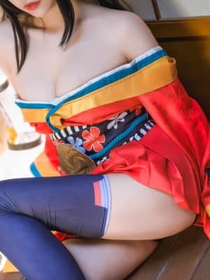 Momoko Kuikui-True Love Dafeng Kimono