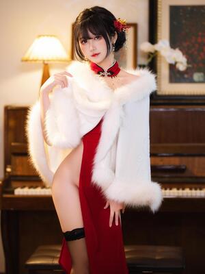 Độ thứ ba_69 - "#094: Red Velvet Cheongsam"