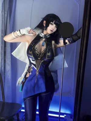 Khối phô mai Wii - Genshin Impact Yelan selfie