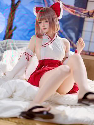 Cá đảo - Cô gái phù thủy bán thời gian